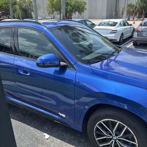 2025 BMW X1 XDRIVE28I — миниатюра 13