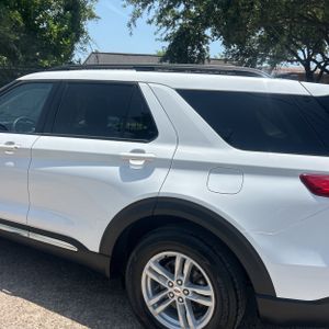 صورة 6 لـ 2023 FORD EXPLORER XLT