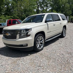 CHEVROLET SUBURBAN - 1