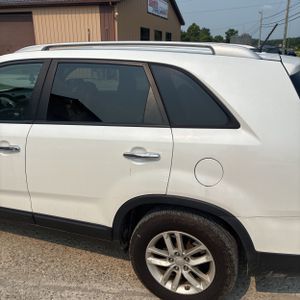 صورة 6 لـ 2015 KIA SORENTO LX