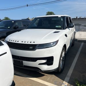 صورة 1 لـ 2024 LAND Rover RANGE ROVER SPORT P360 SE
