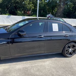 2019 Mercedes-BENZ E-CLASS AMG 照片 4