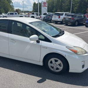 2010 Toyota PRIUS III — миниатюра 13