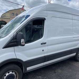 FORD TRANSIT 350 - 2