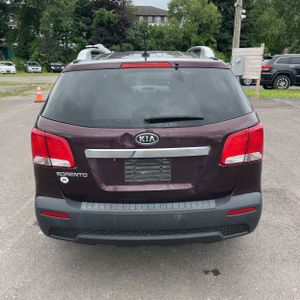 2011 KIA SORENTO LX — фото 7