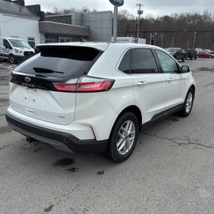 Ford Edge SEL - 8