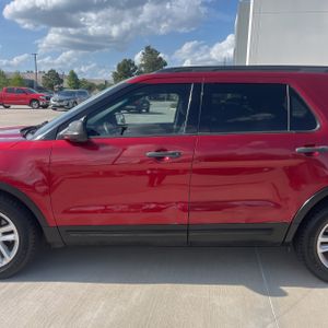 FORD EXPLORER BASE - 4