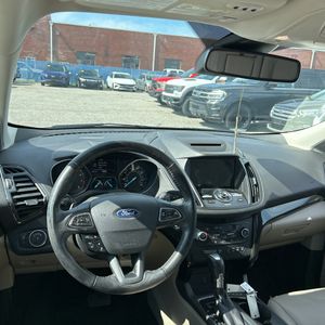 صورة مصغرة 36 لـ 2018 FORD ESCAPE TITANIUM