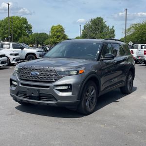 FORD EXPLORER XLT - 1