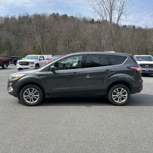 FORD ESCAPE SE - 3