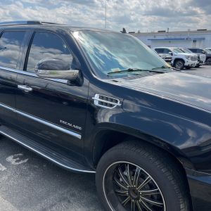 صورة مصغرة 13 لـ 2010 Cadillac ESCALADE LUXURY