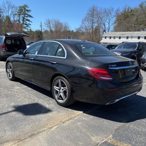 MERCEDES-BENZ E-CLASS - 5