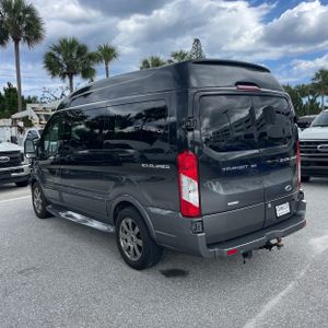 FORD TRANSIT 150 - 5
