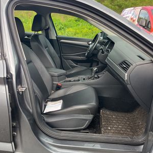 2019 Volkswagen JETTA SE thumbnail 32