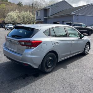 SUBARU IMPREZA BASE - 8