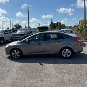 FORD FOCUS SE - 3