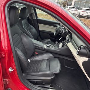 2018 ALFA Romeo GIULIA TI SPORT 照片 33
