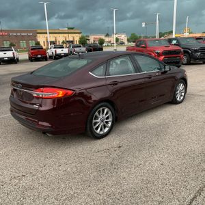 FORD FUSION SE - 8