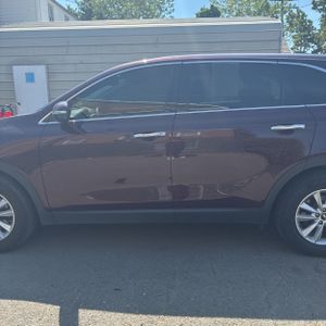 KIA SORENTO LX V6 - 4