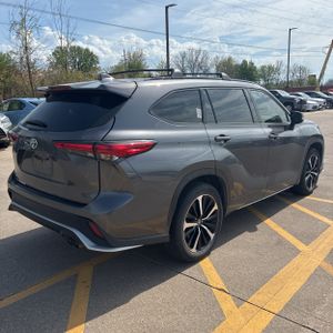 TOYOTA HIGHLANDER - 8