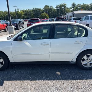 صورة 4 لـ 2004 Chevrolet MALIBU LS