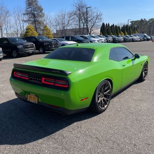 DODGE CHALLENGER SRT HELLCAT - 8
