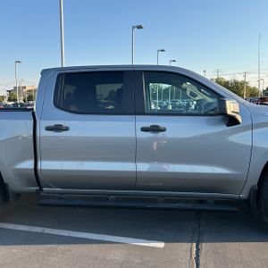 2024 Chevrolet SILVERADO 1500 CUSTOM — миниатюра 11