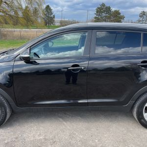 KIA SPORTAGE BASE - 4