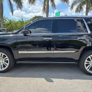 CADILLAC ESCALADE PREMIUM LUXURY - 4