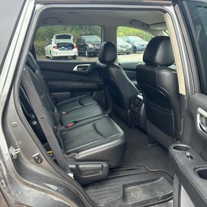 2017 Nissan PATHFINDER SL 照片 35