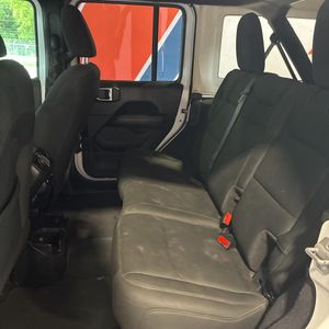 2019 JEEP WRANGLER UNLIMITED SAHARA — фото 34