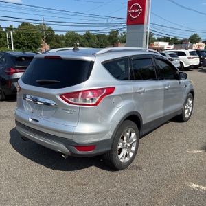 صورة 8 لـ 2014 FORD ESCAPE TITANIUM