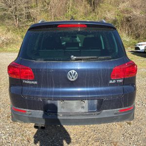 Volkswagen Tiguan SE - 7