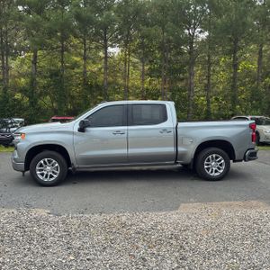 2023 Chevrolet SILVERADO 1500 RST 照片 3
