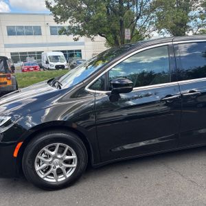 CHRYSLER PACIFICA SELECT - 2