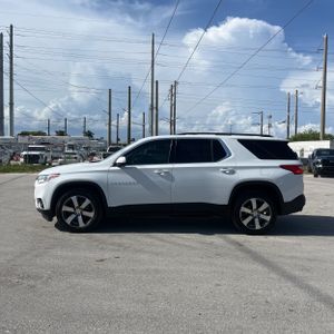 2020 Chevrolet TRAVERSE LT LEATHER — фото 3