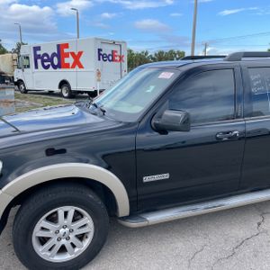 FORD EXPLORER EDDIE BAUER - 2