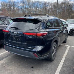 Toyota Highlander XLE - 8