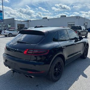 صورة 8 لـ 2015 Porsche MACAN S