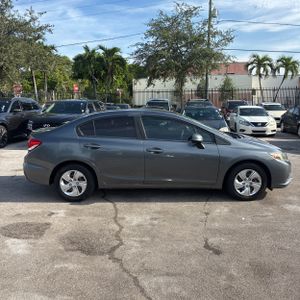 2013 Honda CIVIC LX 照片 10