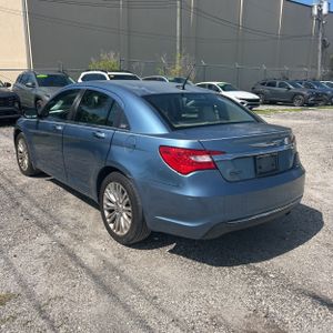 2011 Chrysler 200 LIMITED 照片 5