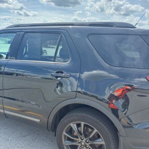 FORD EXPLORER XLT - 6