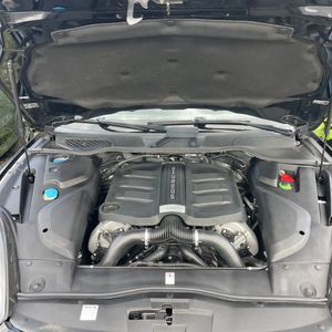 صورة 45 لـ 2018 Porsche CAYENNE GTS