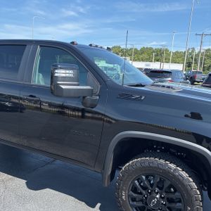 2026 Chevrolet SILVERADO 2500HD LT thumbnail 13