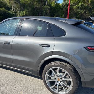 PORSCHE CAYENNE COUPE - 6