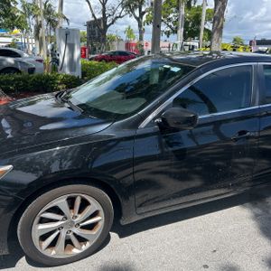 صورة 2 لـ 2017 Acura ILX BASE