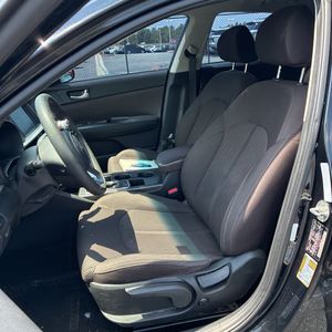 2019 KIA OPTIMA LX — миниатюра 32