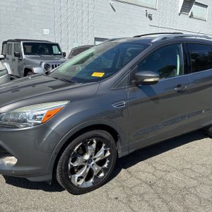 FORD ESCAPE TITANIUM - 2