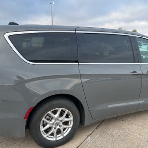 CHRYSLER PACIFICA SELECT - 9