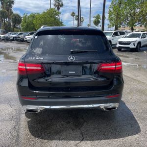 MERCEDES-BENZ GLC - 7